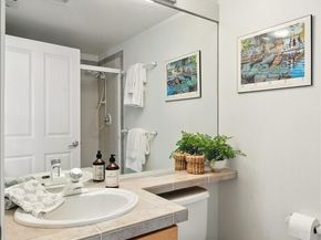 225 4th Avenue B302, Kirkland WA 98033