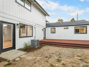 307 S 185th Street, Burien WA 98148