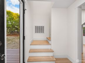 307 S 185th Street, Burien WA 98148