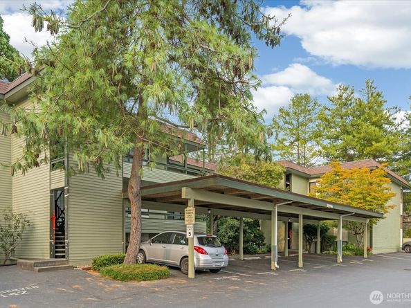 18906 8th Avenue NW 313, Shoreline WA 98177