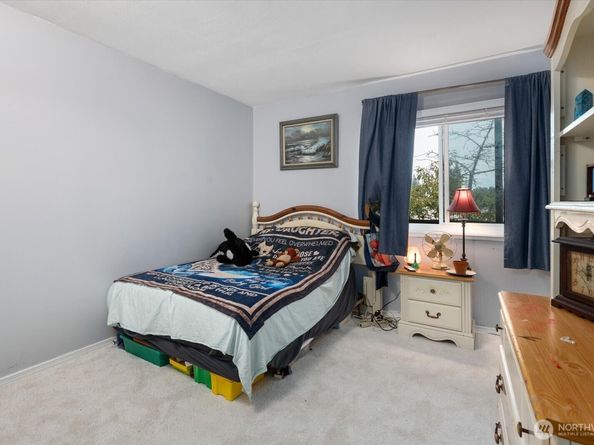 18906 8th Avenue NW 313, Shoreline WA 98177