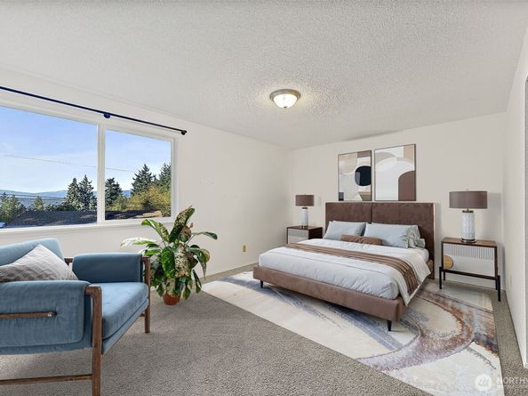 5432 Pineridge Court NE, Bremerton WA 98311