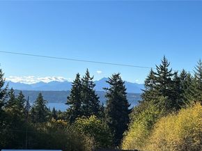 5432 Pineridge Court NE, Bremerton WA 98311