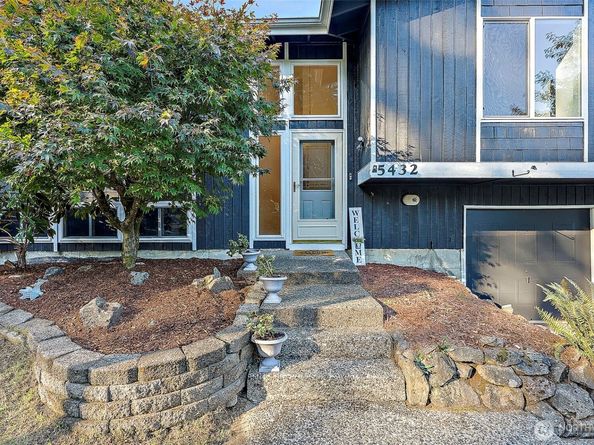 5432 Pineridge Court NE, Bremerton WA 98311