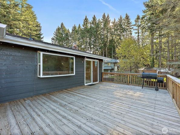 5432 Pineridge Court NE, Bremerton WA 98311