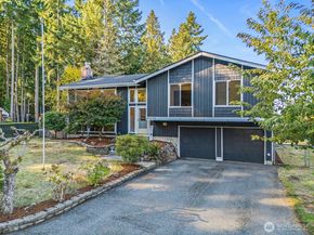 5432 Pineridge Court NE, Bremerton WA 98311