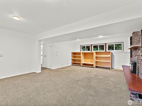 5432 Pineridge Court NE, Bremerton WA 98311