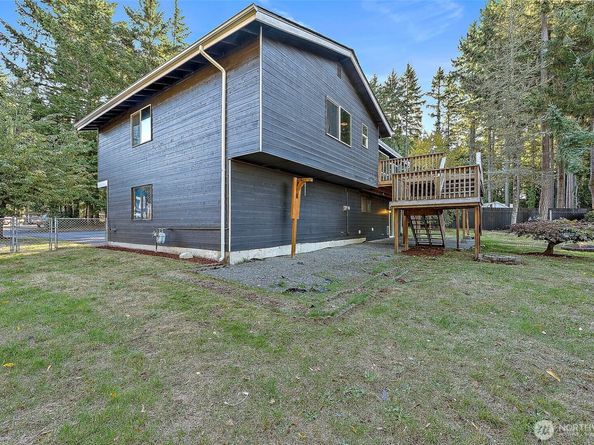 5432 Pineridge Court NE, Bremerton WA 98311