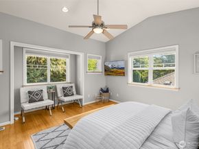 3222 39th Avenue SW, Seattle WA 98116