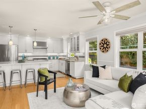 3222 39th Avenue SW, Seattle WA 98116