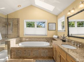 3222 39th Avenue SW, Seattle WA 98116