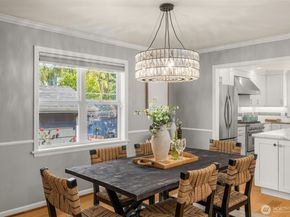 3222 39th Avenue SW, Seattle WA 98116