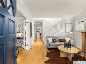 3222 39th Avenue SW, Seattle WA 98116
