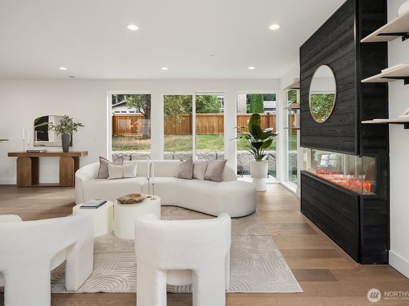 3978 162nd Place SE, Bellevue WA 98006