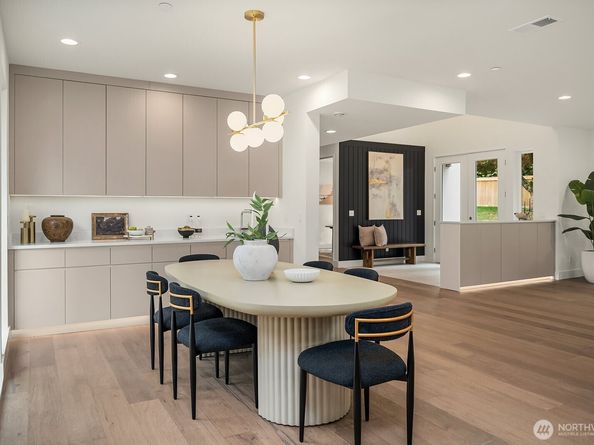 3978 162nd Place SE, Bellevue WA 98006