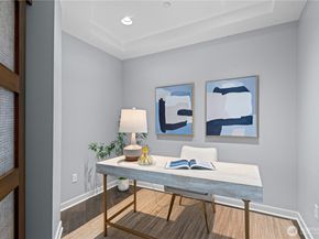 2319 1st Avenue 205, Seattle WA 98121