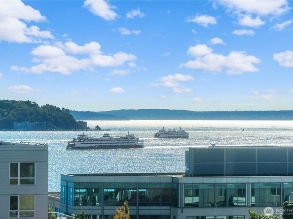 2319 1st Avenue 205, Seattle WA 98121