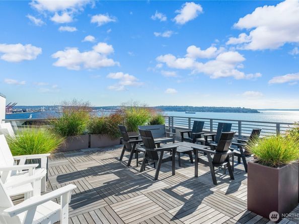 2319 1st Avenue 205, Seattle WA 98121