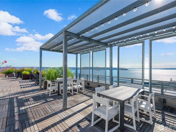 2319 1st Avenue 205, Seattle WA 98121