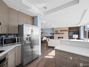 2319 1st Avenue 205, Seattle WA 98121