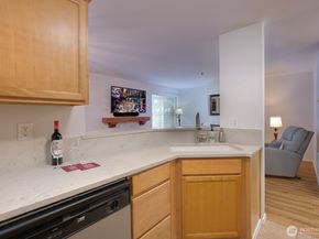 11527 Highway 99 C102, Everett WA 98204
