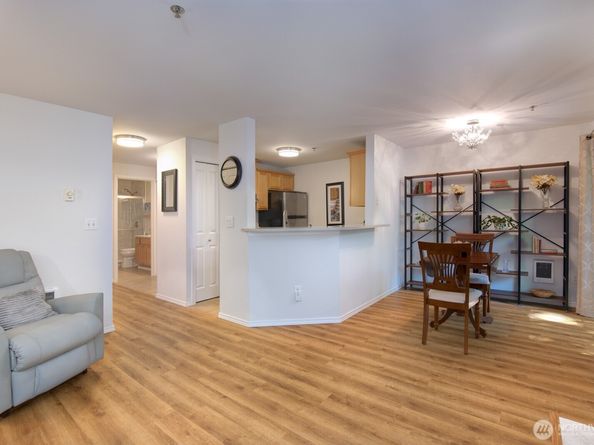 11527 Highway 99 C102, Everett WA 98204