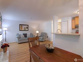 11527 Highway 99 C102, Everett WA 98204