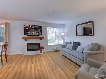 11527 Highway 99
