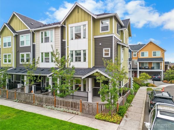 3280 SW Graham Street 601, Seattle WA 98126