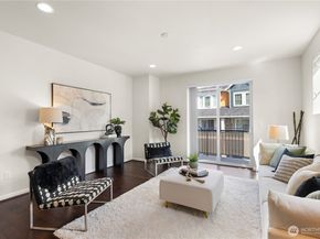 3280 SW Graham Street 601, Seattle WA 98126