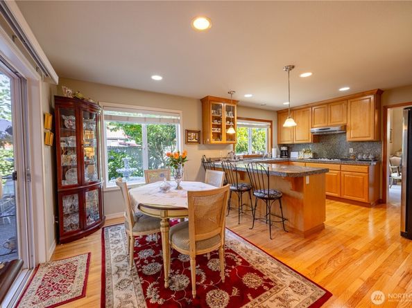 3501 166 Street SW, Lynnwood WA 98037
