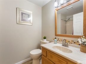 12800 SE 276th Place, Kent WA 98030