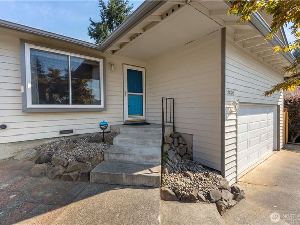 12800 SE 276th Place, Kent WA 98030