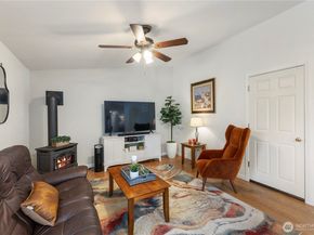 12800 SE 276th Place, Kent WA 98030