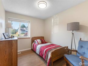 12800 SE 276th Place, Kent WA 98030