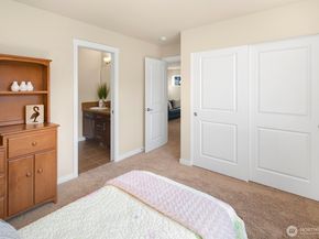10449 Sheridan Cres NE, Redmond WA 98053