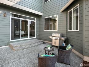 10449 Sheridan Cres NE, Redmond WA 98053