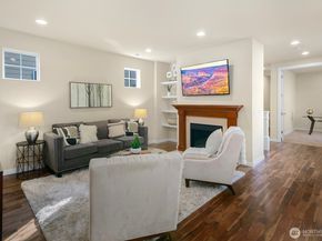 10449 Sheridan Cres NE, Redmond WA 98053