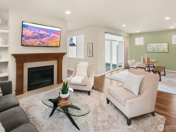 10449 Sheridan Cres NE, Redmond WA 98053