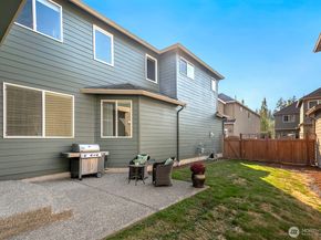 10449 Sheridan Cres NE, Redmond WA 98053