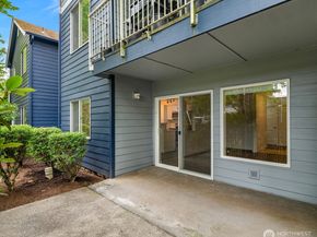 10825 SE 200th Street F103, Kent WA 98031