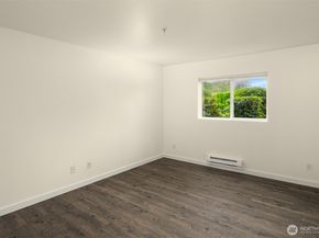 10825 SE 200th Street F103, Kent WA 98031