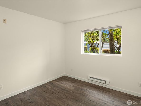 10825 SE 200th Street F103, Kent WA 98031