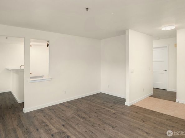 10825 SE 200th Street F103, Kent WA 98031