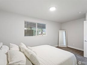 23635 41st Avenue S, Kent WA 98032