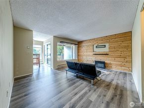5620 200th Street SW A110, Lynnwood WA 98036