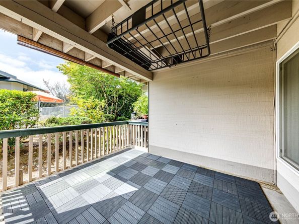 5620 200th Street SW A110, Lynnwood WA 98036