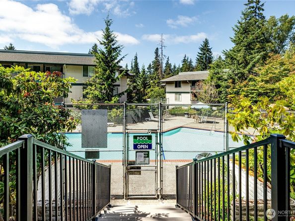5620 200th Street SW A110, Lynnwood WA 98036
