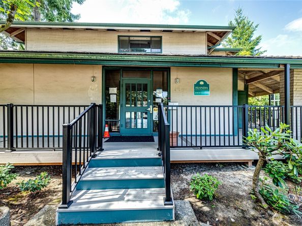5620 200th Street SW A110, Lynnwood WA 98036