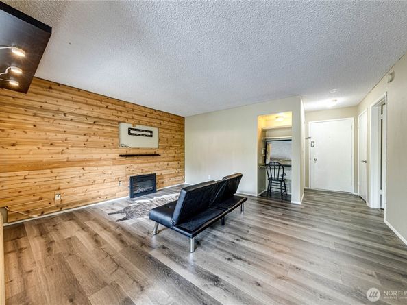 5620 200th Street SW A110, Lynnwood WA 98036